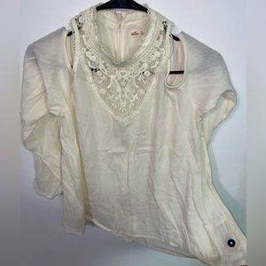 Hollister Cream Long Sleeve with Cut Outs, Lace Neck Size M NEW